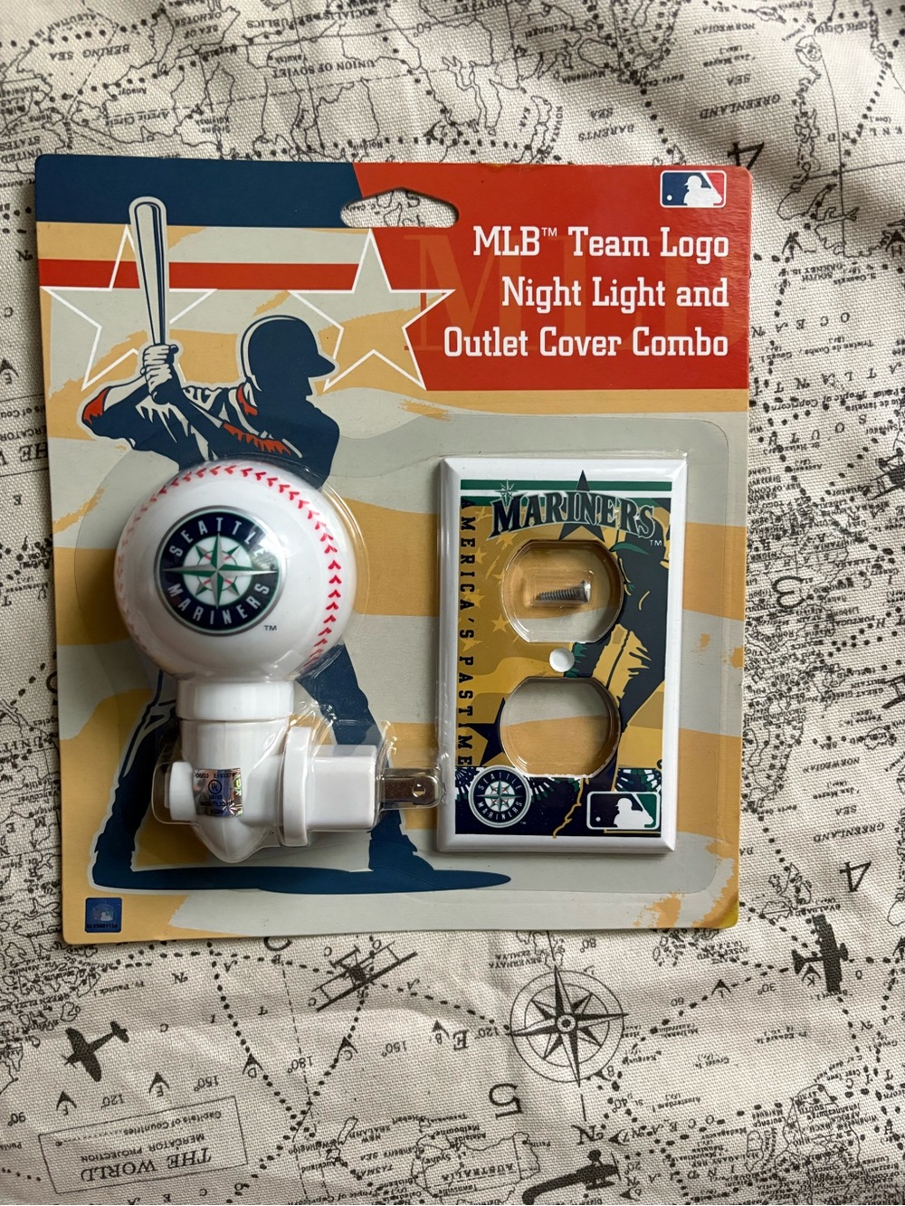 MLB Seattle Mariners White and Navy Team Logo Night Light & Outlet Cover Combo